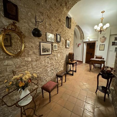 Le Prigioni Del Palazzo B&B Sora Exteriör bild