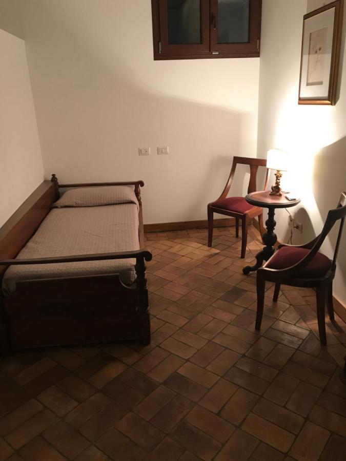 Le Prigioni Del Palazzo B&B Sora Rum bild