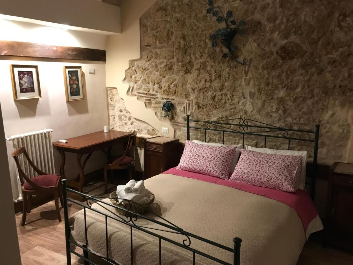 Le Prigioni Del Palazzo B&B Sora Exteriör bild