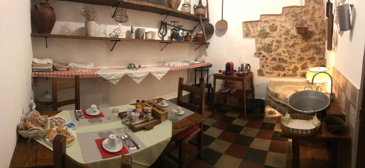 Le Prigioni Del Palazzo B&B Sora Exteriör bild