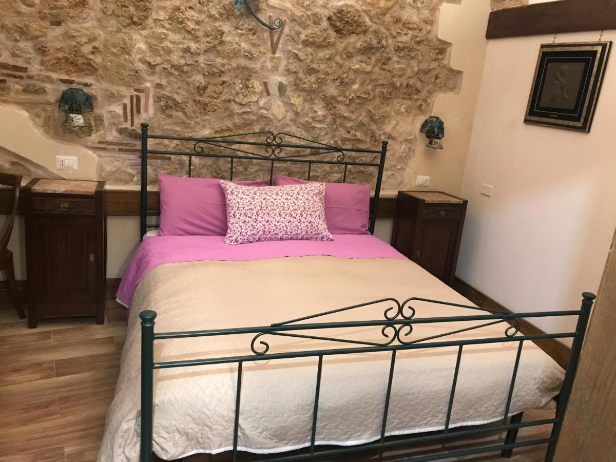 Le Prigioni Del Palazzo B&B Sora Exteriör bild