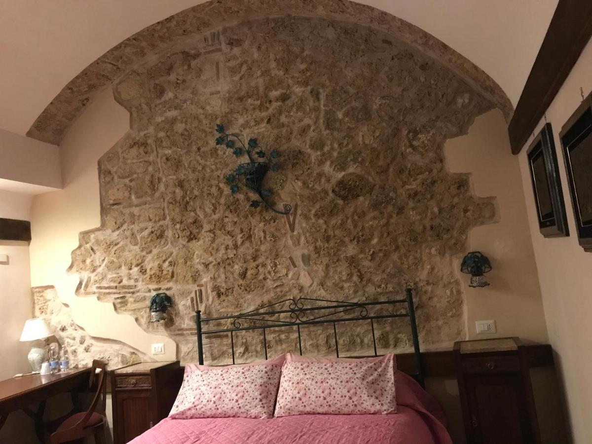 Le Prigioni Del Palazzo B&B Sora Exteriör bild