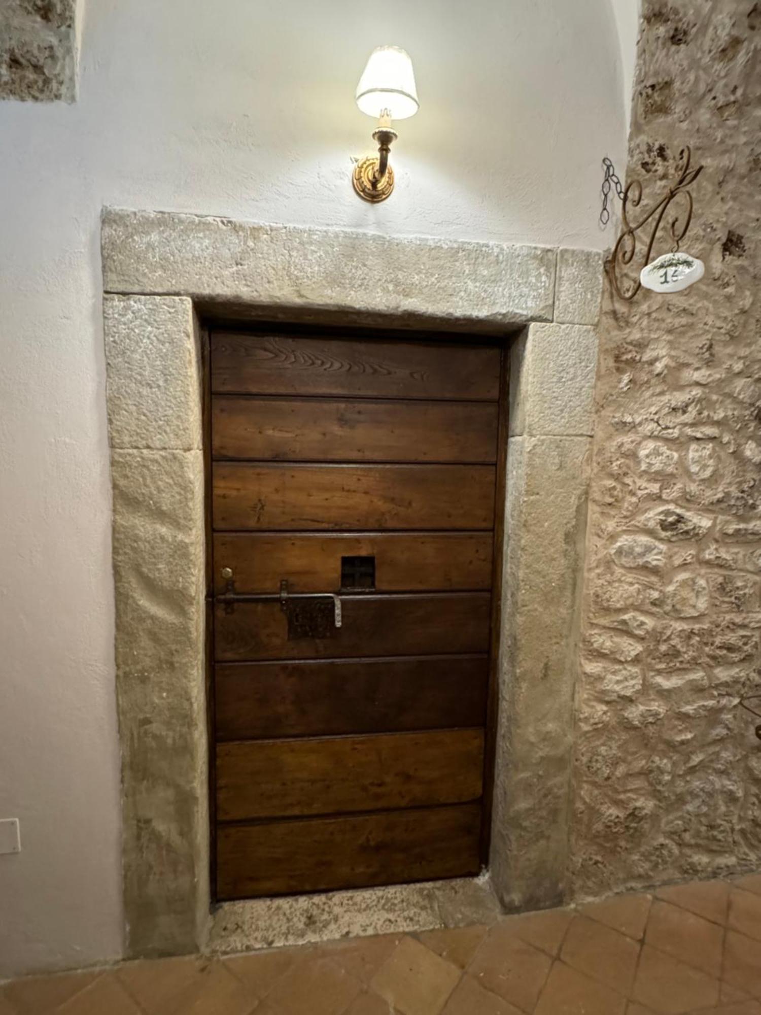 Le Prigioni Del Palazzo B&B Sora Exteriör bild